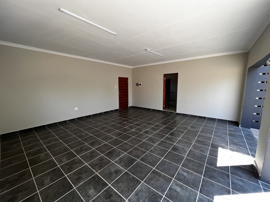 3 Bedroom Property for Sale in Van Der Hoff Park North West